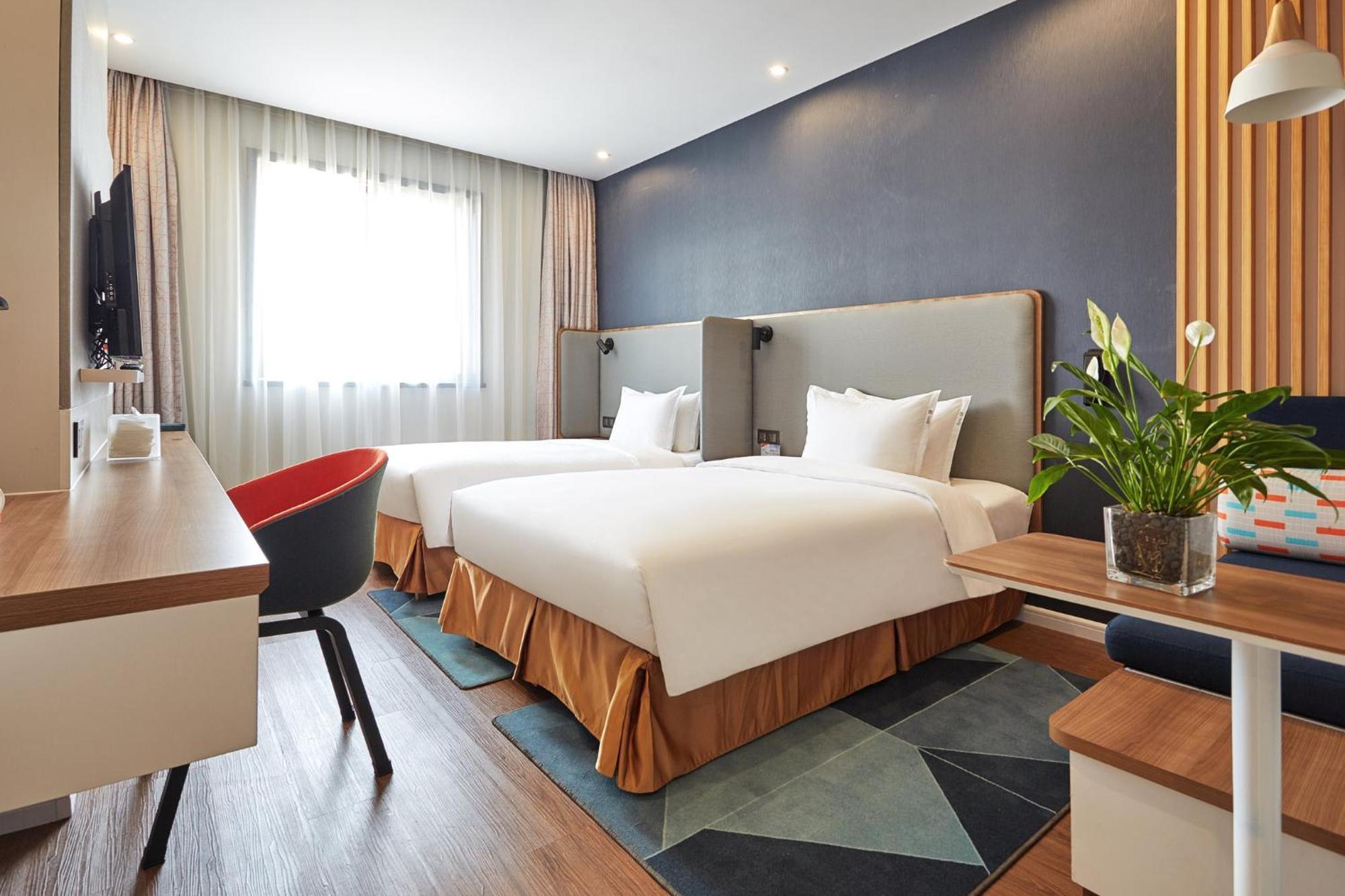 Holiday Inn Express Nanjing Xuanwu Lake By Ihg Exterior photo