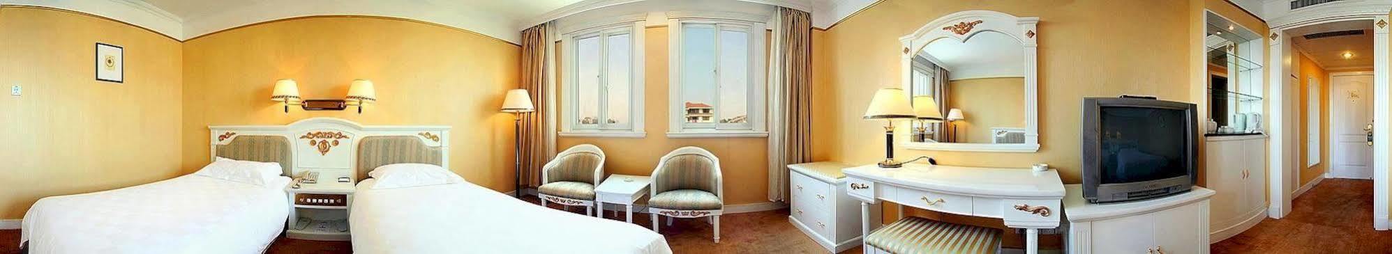 Holiday Inn Express Nanjing Xuanwu Lake By Ihg Exterior photo