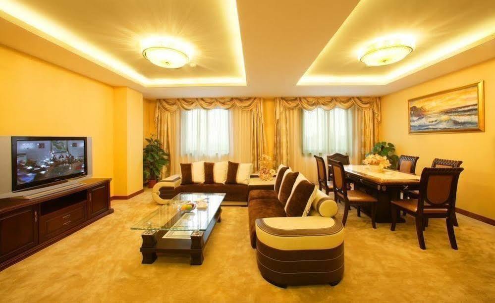 Holiday Inn Express Nanjing Xuanwu Lake By Ihg Exterior photo