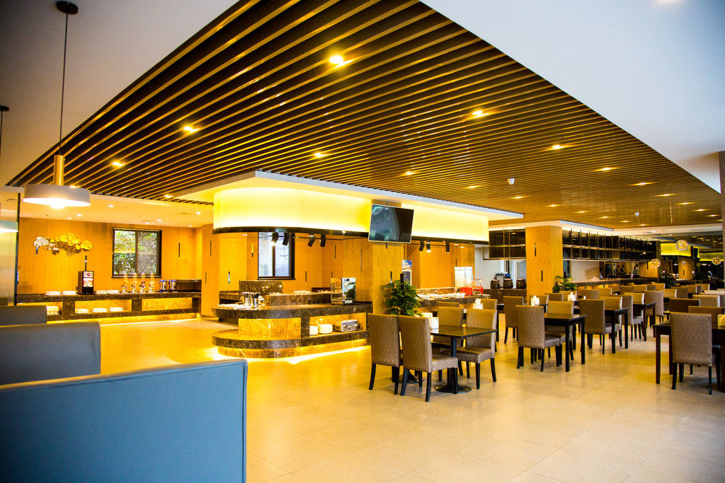 Holiday Inn Express Nanjing Xuanwu Lake By Ihg Exterior photo
